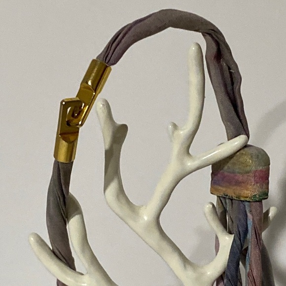 Handmade 1990’s Artisan Silk Necklace - Length = 18” - Picture 5 of 7